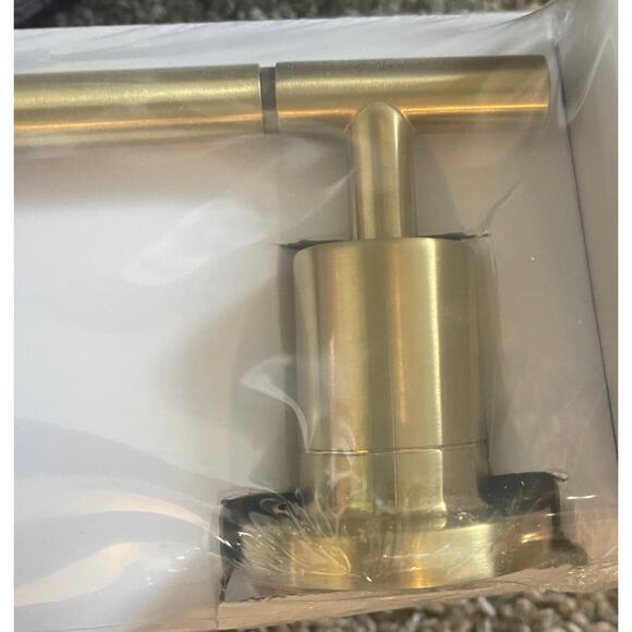 Pfister Contempra 18" Towel Bar New - Picture 2 of 8